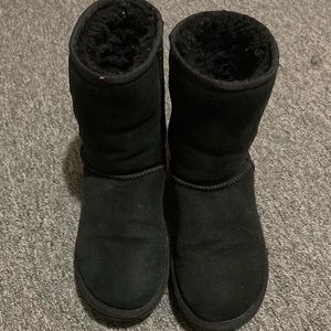Black Short Uggs